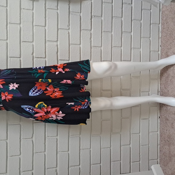 Old Navy Black Floral Spaghetti Strap Mini Dress. Size XS NWOT - Picture 3 of 10